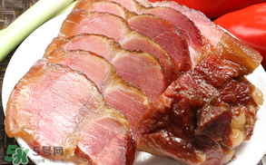 臘肉蒸什么菜好吃？蒸臘肉放什么材料好吃？