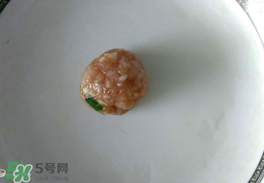 珍珠丸子可以用大米嗎？珍珠丸子用大米怎么做？