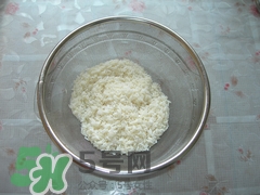 珍珠丸子蒸多長(zhǎng)時(shí)間？珍珠丸子要蒸多久？