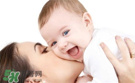 吃蒜苗會(huì)回奶嗎?哺乳期可以吃蒜苗嗎? 吃蒜苗會(huì)回奶嗎?哺乳期可以吃蒜苗嗎?