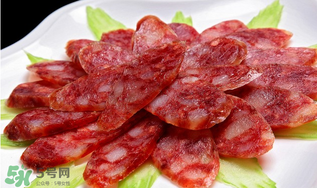 香腸煮還是蒸？香腸煮好吃還是蒸好吃？