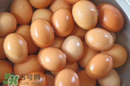 腌雞蛋沒(méi)有壇子怎么辦？腌雞蛋用鐵盆可以嗎？