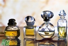 香水可以放塑料瓶里嗎?香水能用塑料瓶裝嗎? 香水可以放塑料瓶里嗎?香水能用塑料瓶裝嗎?