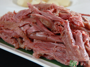 狗肉怎么腌制？腌制狗肉放什么調(diào)料？