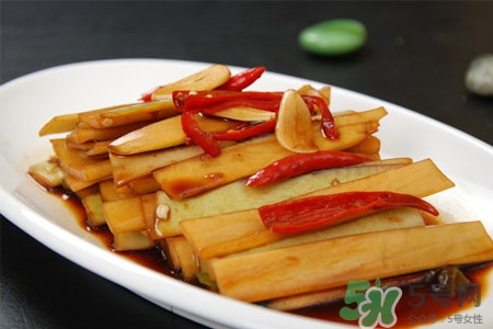 腌蘿卜條怎么做好吃？自制腌蘿卜條的做法