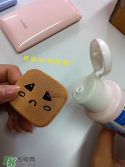 洗潔精可以清洗粉撲嗎？洗潔精可以把粉撲清洗干凈嗎？