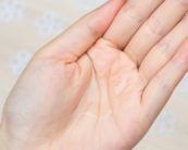 樂敦cc祛痘印怎么樣？樂敦cc祛痘印用法