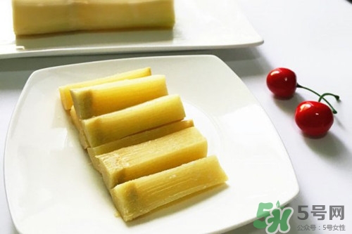 甘蔗可以烤著吃嗎?烤甘蔗的功效與作用 甘蔗可以烤著吃嗎?烤甘蔗的功效與作用