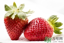 草莓蒂可以吃嗎?草莓蒂怎么去蒂 草莓蒂可以吃嗎?草莓蒂怎么去蒂