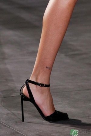 2017年春夏流行什么鞋子？2017年春夏流行鞋子搭配