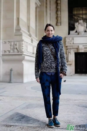 2017年圍巾流行怎么搭？2017年圍巾流行趨勢(shì)