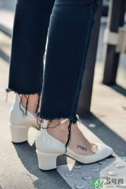 2017年秋冬流行什么鞋子？2017年秋冬流行鞋子搭配