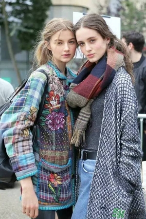 2017年圍巾流行怎么搭？2017年圍巾流行趨勢(shì)