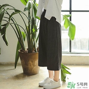 2017年流行什么褲子？2017年褲子流行顏色和搭配