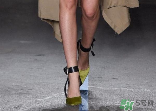 2017年春夏流行什么鞋子？2017年春夏流行鞋子搭配