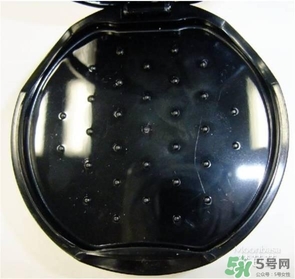 蜜絲佛陀粉餅真假鑒別 蜜絲佛陀粉餅真假對(duì)比