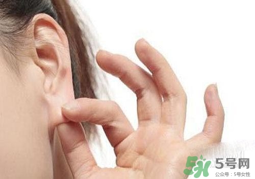 冬天耳朵長凍瘡怎么辦？怎么預(yù)防冬天耳朵長凍瘡？