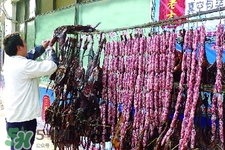 什么人不適合吃臘味？臘味食品四類人更應(yīng)少吃