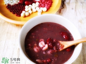 寶寶可以吃臘八粥嗎？寶寶多大可以吃臘八粥？