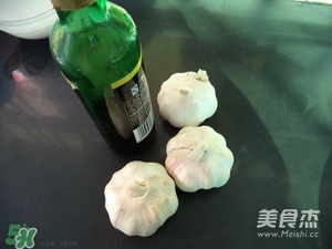 臘八蒜用什么蒜？臘八蒜用新蒜還是老蒜？