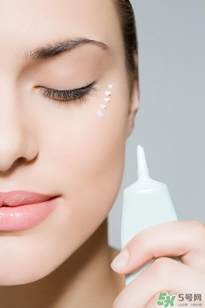 去魚尾紋的眼霜哪種好？魚尾紋用什么眼霜好？