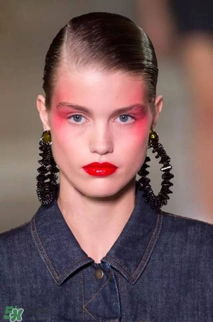 2017年流行什么妝容？2017年流行妝容怎么畫(huà)圖解