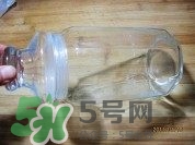 臘八蒜要放鹽嗎？臘八蒜要放多少鹽比例是多少？