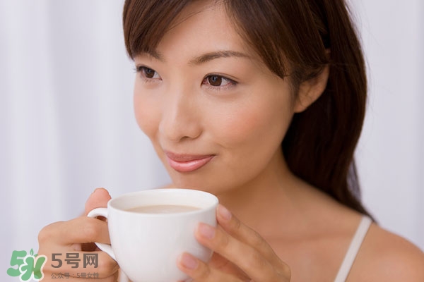 頭發(fā)細(xì)軟的女人命好嗎?女人頭發(fā)細(xì)軟代表什么? 頭發(fā)細(xì)軟的女人命好嗎?女人頭發(fā)細(xì)軟代表什么?