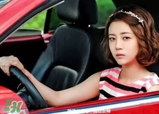 李溪芮的口紅什么顏色？李溪芮口紅色號試色