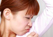 狐臭出汗多怎么治療？狐臭出汗怎么辦呢