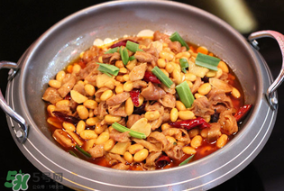 豬大腸里面的油能吃嗎？豬腸里面的油能吃嗎？