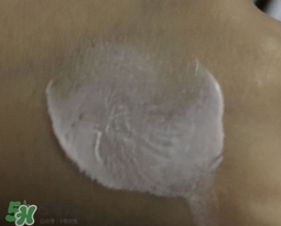 瓷肌適合什么膚質(zhì)？瓷肌適合油性肌膚敏感肌膚嗎？