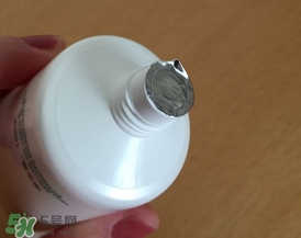 瓷肌洗面奶怎么樣？瓷肌洗面奶好用嗎？