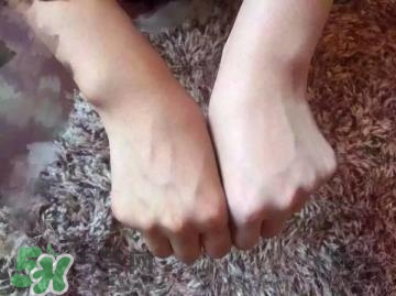 素顏霜對皮膚有傷害嗎？素顏霜對皮膚的傷害大嗎？