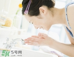 鹽水洗臉多久洗一次?鹽水洗臉一天洗幾次? 鹽水洗臉多久洗一次?鹽水洗臉一天洗幾次?