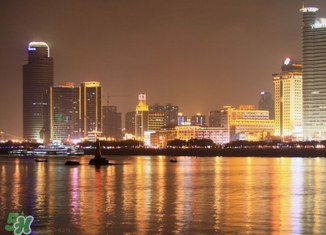 春節(jié)去廈門穿什么衣服？過年春節(jié)廈門穿什么？