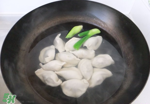 ?冷凍水餃怎么煮不破？冷凍水餃怎么煮好吃？