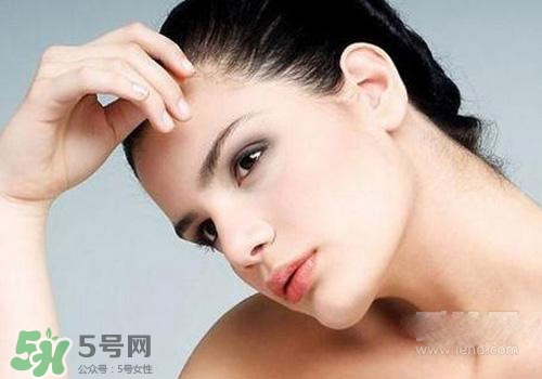 扁桃體發(fā)炎嚴(yán)重嗎？扁桃體長(zhǎng)期發(fā)炎的危害性