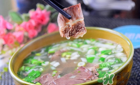 蠶豆牛肉湯怎么做好吃?蠶豆牛肉湯的功效與作用 蠶豆牛肉湯怎么做好吃?蠶豆牛肉湯的功效與作用