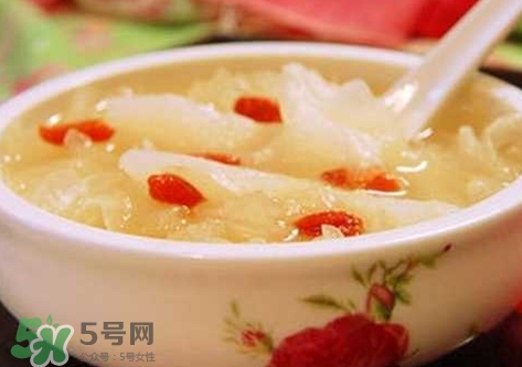 川貝燉雪梨放要去皮嗎?川貝燉雪梨要削皮嗎? 川貝燉雪梨放要去皮嗎?川貝燉雪梨要削皮嗎?