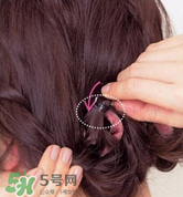 盤發(fā)圖解100種_盤發(fā)步驟圖解大全 盤發(fā)圖解100種_盤發(fā)步驟圖解大全