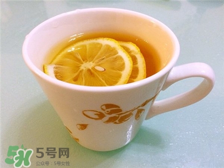 檸檬蜜的營(yíng)養(yǎng)價(jià)值 檸檬蜜的功效與作用 檸檬蜜的營(yíng)養(yǎng)價(jià)值 檸檬蜜的功效與作用