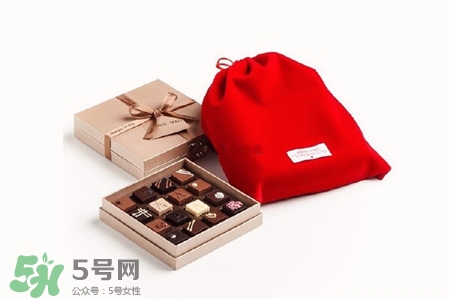 2017阿瑪尼情人節(jié)限定巧克力多少錢(qián)?17年Armani Dolci情人節(jié)巧克力 2017阿瑪尼情人節(jié)限定巧克力多少錢(qián)?17年Armani Dolci情人節(jié)巧克力