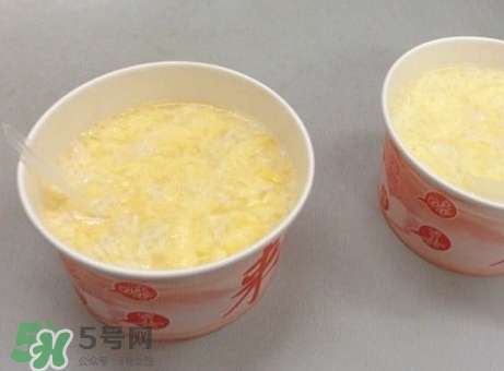 蛋酒的營養(yǎng)價值_蛋酒的功效與作用及做法 蛋酒的營養(yǎng)價值_蛋酒的功效與作用及做法