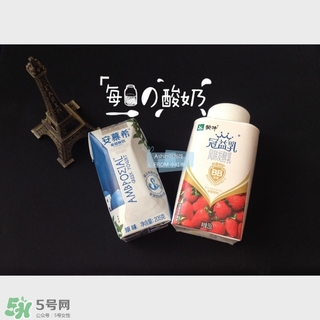 純甄和安慕希哪個好？純甄和安慕希酸奶哪個好喝？