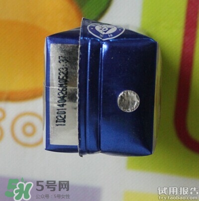 純甄和安慕希哪個好？純甄和安慕希酸奶哪個好喝？