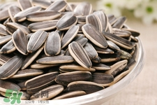 乙肝能吃瓜子嗎？乙肝患者不能食用葵瓜子