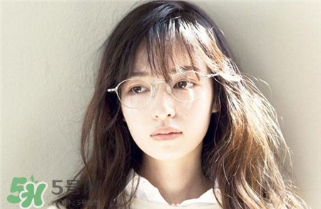 月經(jīng)前長痘是什么原因?月經(jīng)前長痘痘怎么調(diào)? 月經(jīng)前長痘是什么原因?月經(jīng)前長痘痘怎么調(diào)?