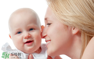 立春可以斷奶嗎？什么季節(jié)斷奶對寶寶好？