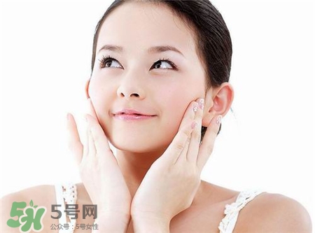 鹽水洗臉能祛斑嗎?鹽水洗臉可以祛斑嗎? 鹽水洗臉能祛斑嗎?鹽水洗臉可以祛斑嗎?